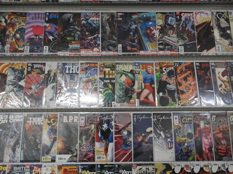 Huge Lot of 140+ Comics W/ Batman, Daredevil, Catwoman! Avg. VF- Condition!