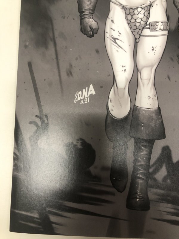 Red Sonja Black White Red # 2 Variant (NM) Dynamite Entertainment • Parrillo