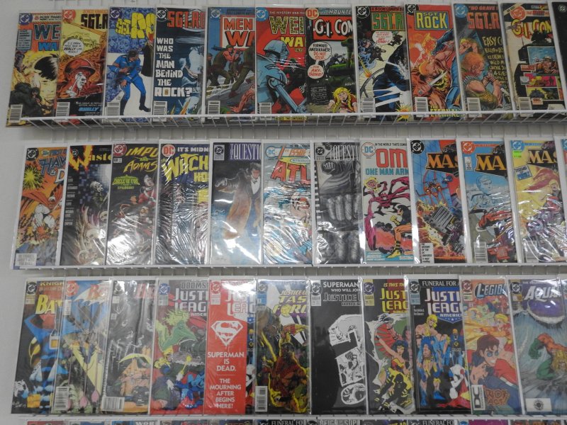 Huge Lot 120+ Comics W/ Batman, Justice League, Ghosts+ Avg Fine+ Condition!!