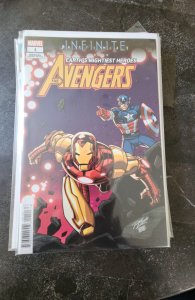 Avengers Annual Lim Cover (2021)