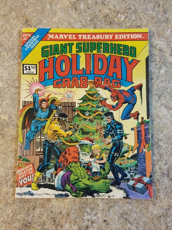 Marvel Comic Treasury Edition #8 VF Superhero Holiday Grab-Bag Christmas Gift