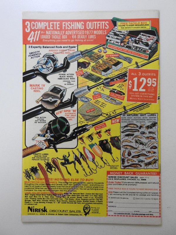 The Avengers #159 (1977) vs Graviton! Beautiful VF- Condition!