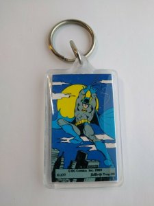 Batman Swinging Keychain 1989 Original Licensed Official DC Comics Button Up 