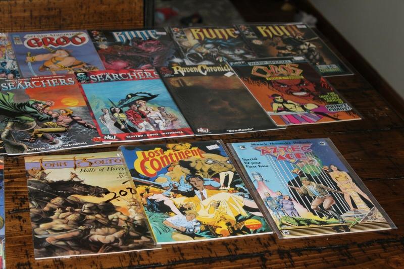 Medium Priority Mail Box Full of TOPPS IMAGE MALIBU DARK HORSE Comics Bulk Mixed