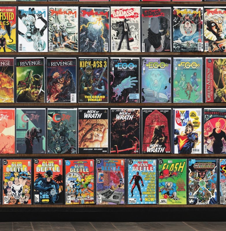 Huge Lot 160+ Comics with Old Man Hawkeye, Weapon H, Trillium & More!