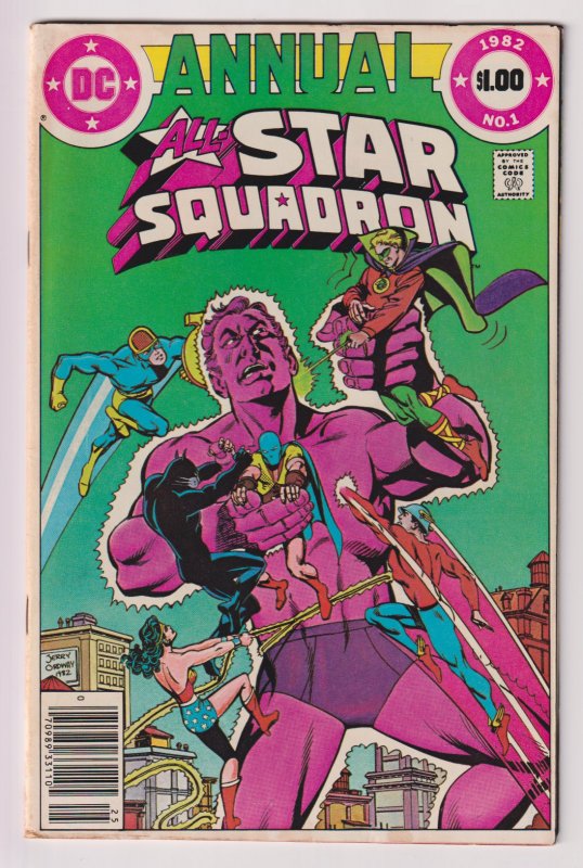 DC Comics! All-Star Squadron ANNUAL! Issue #1! 