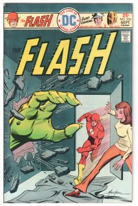 The Flash #236 (1975) The Flash