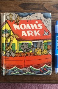 Noah’s Ark ,1946, Rand McNally, near white pages,No torn or marked pages