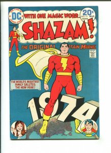 SHAZAM #11 - SALUTES THE NEW YEAR The Fisherman Collection (7.0) 1974