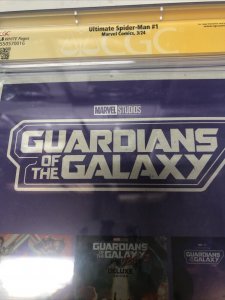 Ultimate Spider-Man (2024) # 1 (CGC 9.8 SS) Signed  Marco Checchetto * Marvel