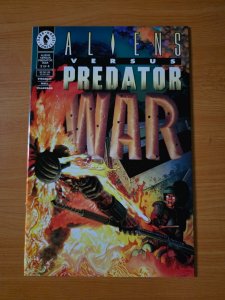 Aliens vs Predator: War #3 ~ NEAR MINT NM ~ 1995 Dark Horse Comics