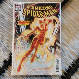 The Amazing Spider-man #68 Luciano Vecchio Variant Comic Book 2025 - Marvel