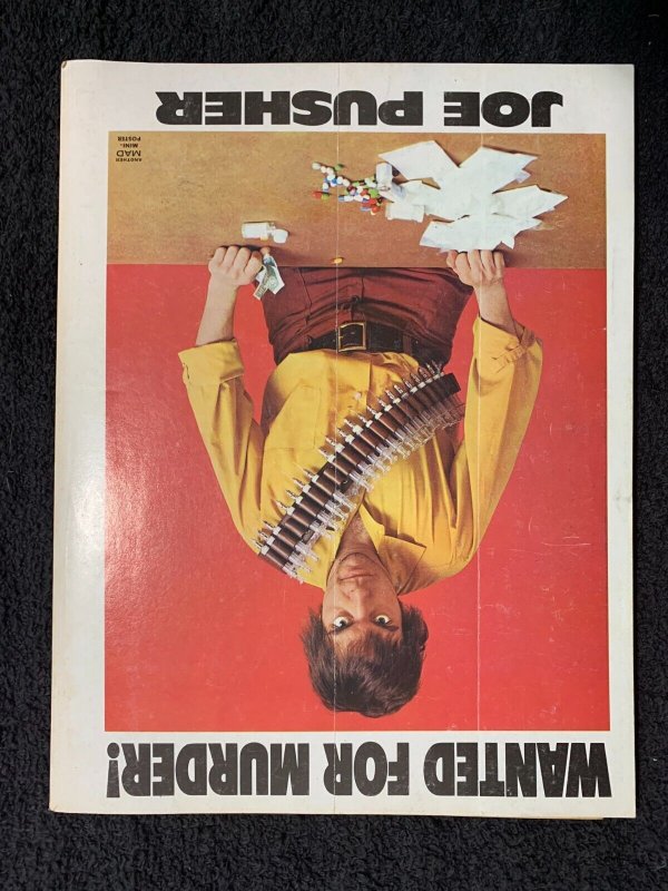 1976 MAD SUPER SPECIAL Magazine #19 FN+ 6.5 with Madde Comic Insert