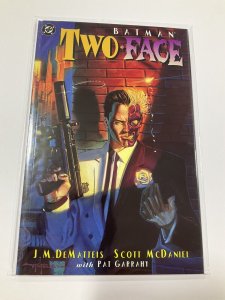 BATMAN TWO FACE CRIME AND PUNISHMENT NM NEAR MINT DC COMICS