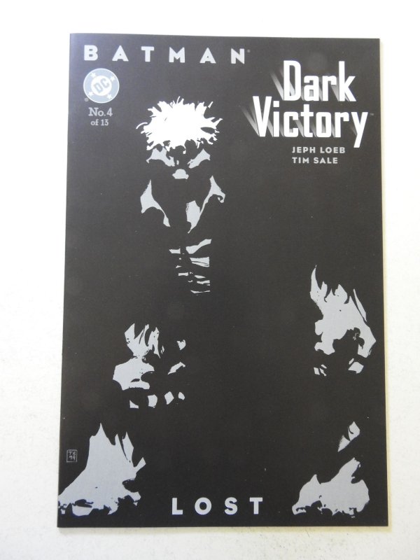 Batman: Dark Victory #4 (2000) NM Condition!