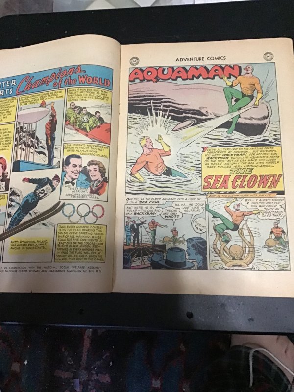 Adventure Comics #233 (1957)Super boy, green arrow, Aquaman! Affordable grade VG