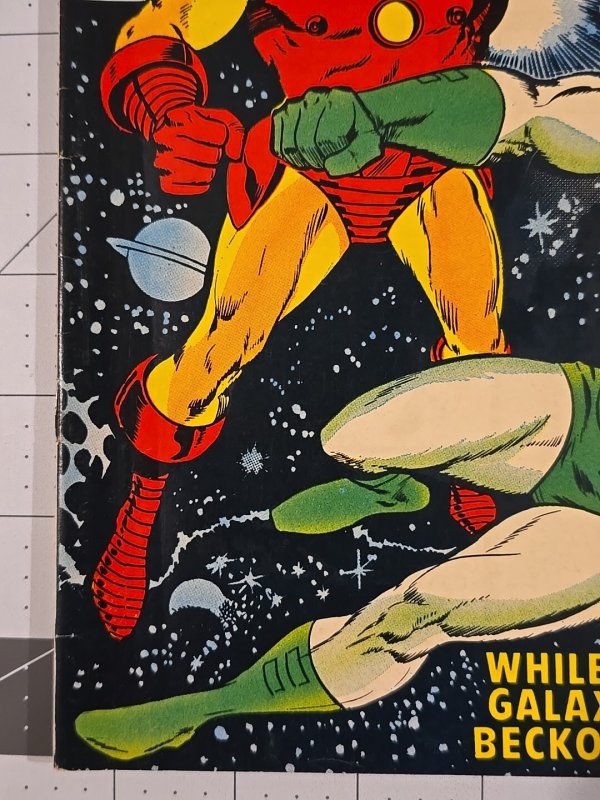 Captain Marvel #14 ?-Iconic cover art by Frank Spring (Marvel Comics June 1969)