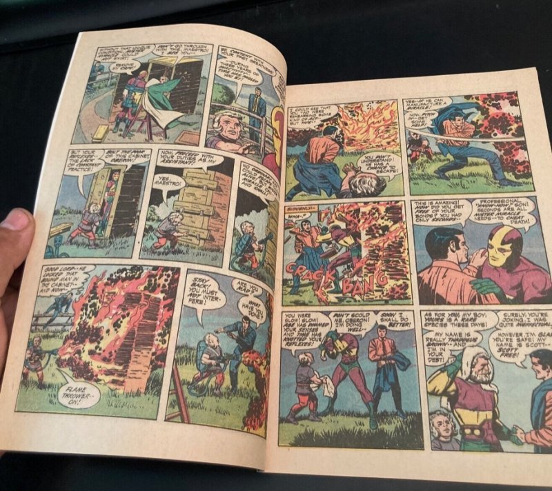 Wowza! MISTER MIRACLE #1 ***SIGNED (Pg. 1) BY JACK KIRBY!!***