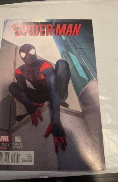 Spider-Man #8 Variant Cover (2016)cosplay cover