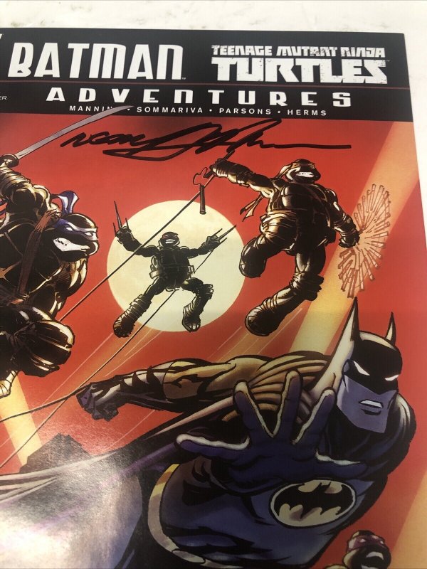 Batman Teenage Mutant Ninja Turtles 6 Signed Neal Adams • VF / NM IDW Publishing