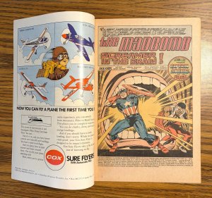 Captain America #193 (8.0 VFN) Jack Kirby is BACK!  (1976)