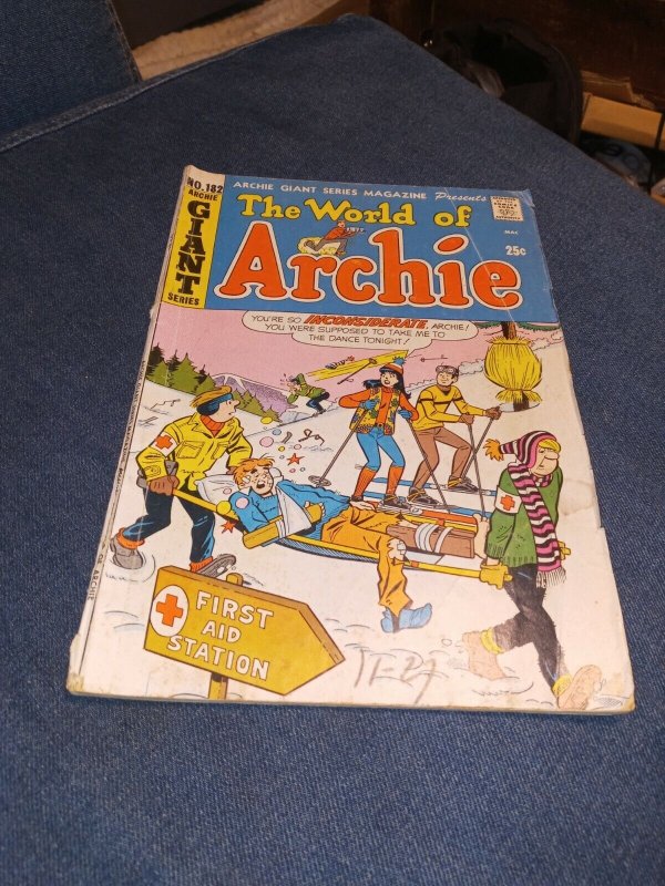 THE WORLD OF ARCHIE #182 Archie Giant Series Magazine 1971