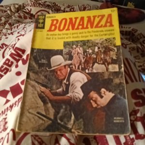 BONANZA #11 (1964) LORNE GREENE & DAN BLOCKER Photo Cover Gold Key Western!