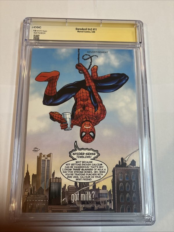Daredevil (2000) # V2 # 11 (CGC 9.8 SS)  Marvel Comics • Signed Joe Quesada