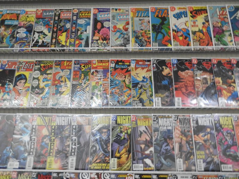 Huge Lot 130+ Comics W/ Batman, Superman, Swamp Thing+ Avg Fine- Condition!