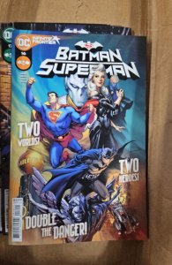 Batman / Superman #16 (2021)