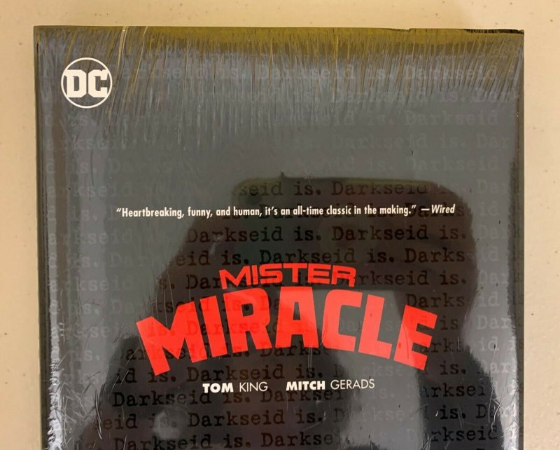 Mister Miracle Deluxe Edition Hardcover 2019 Tom King NEW 