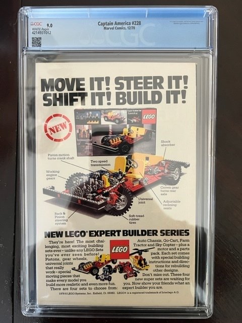 Captain America #228 (1978) - CGC 9.0 ! 1st Constrictor !