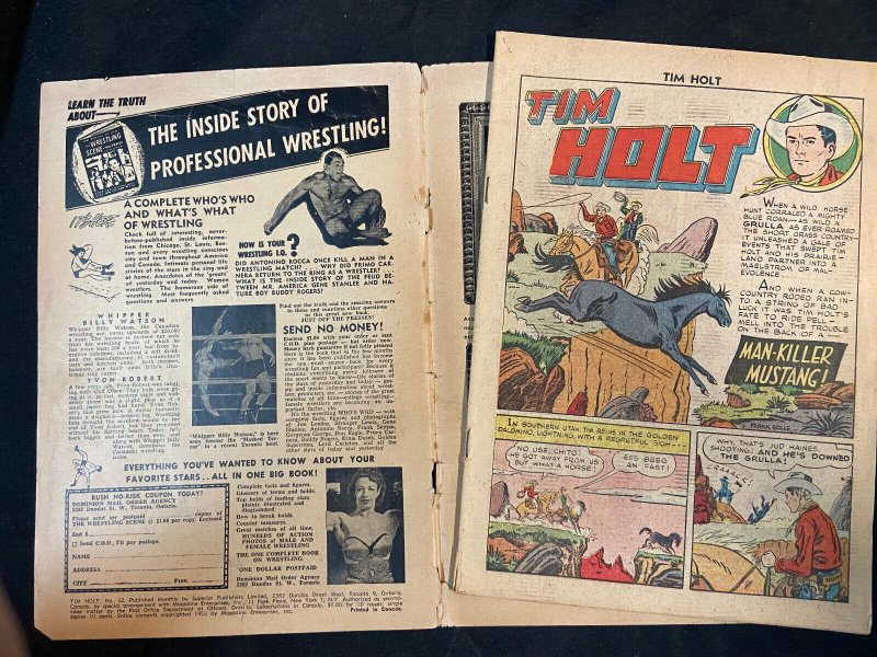 TIM HOLT #32 CANADIAN EDITION DETACHED COVER G/VG