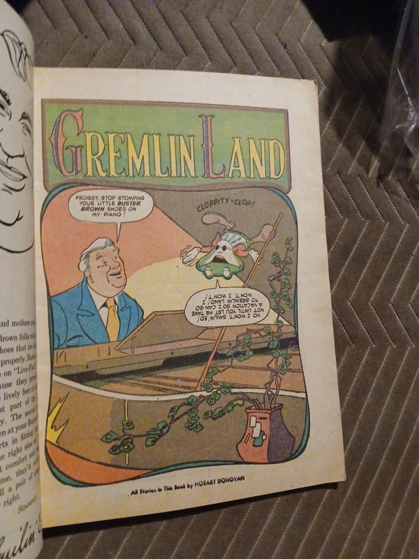 Buster Brown Comics, Book 11 (1946) Golden Age Shoe Storage Promotional