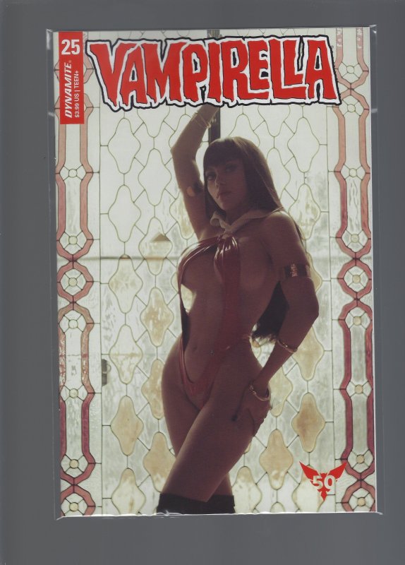 Vampirella 25 Variant