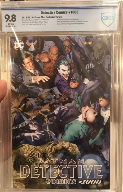 Detective comics 1000 CBCS 9.8 Mike Mayhew Trade Dress Variant