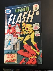 The Flash #233 (1975) high-grade reverse flash key! NM- Wow!