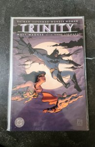 Batman / Superman / Wonder Woman: Trinity #2 (2003) tb