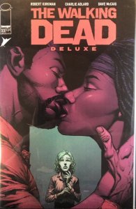 The Walking Dead Deluxe #22