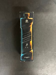 Johnnie Walker Black Label Blade Runner 2049 Director's Cut Empty Bottle + Box