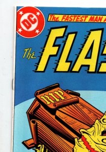 The Flash #325 newsstand  - Professor Zoom/Reverse Flash - 1983 - (-NM)