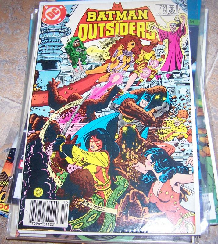 BATMAN AND THE OUTSIDERS #5 TEEN TITANS CROSSOVER FEARSOM FIVE+ PEREZ WOLFMAN