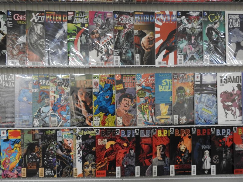 Huge Lot 140+ Comics W/ Spider-Man, Captain America, Catwoman, +More! Avg VF- !