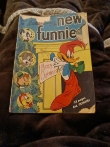 WALTER LANTZ NEW FUNNIES #155 Woody Woodpecker Christmas cover Dell Comics 1950