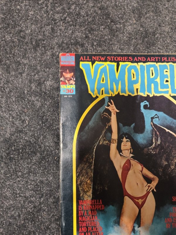 Vampirella # 30