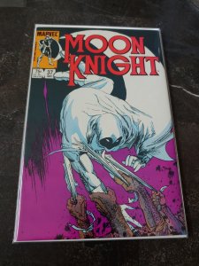 ​Moon Knight #37 (1984)  VF/NM Marvel Key Issue Comic Copper Age High Grade