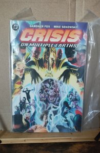 Crisis On Multiple Earths #1 (2002) tpb