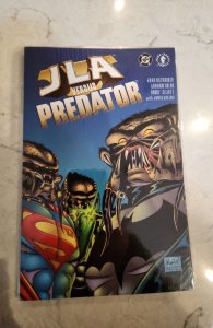 JLA Versus Predator (2001) tb hard to find