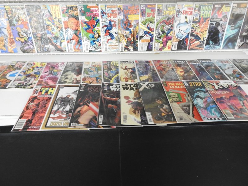 Huge Lot of 140+ Comics W/ Fantastic Four, Spider-Man, Hawkeye Avg. VF Condition