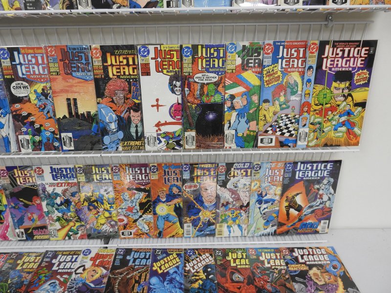Complete Set Justice League (1987) 0-113 Plus Annuals & Others! Avg FN/VF Cond!